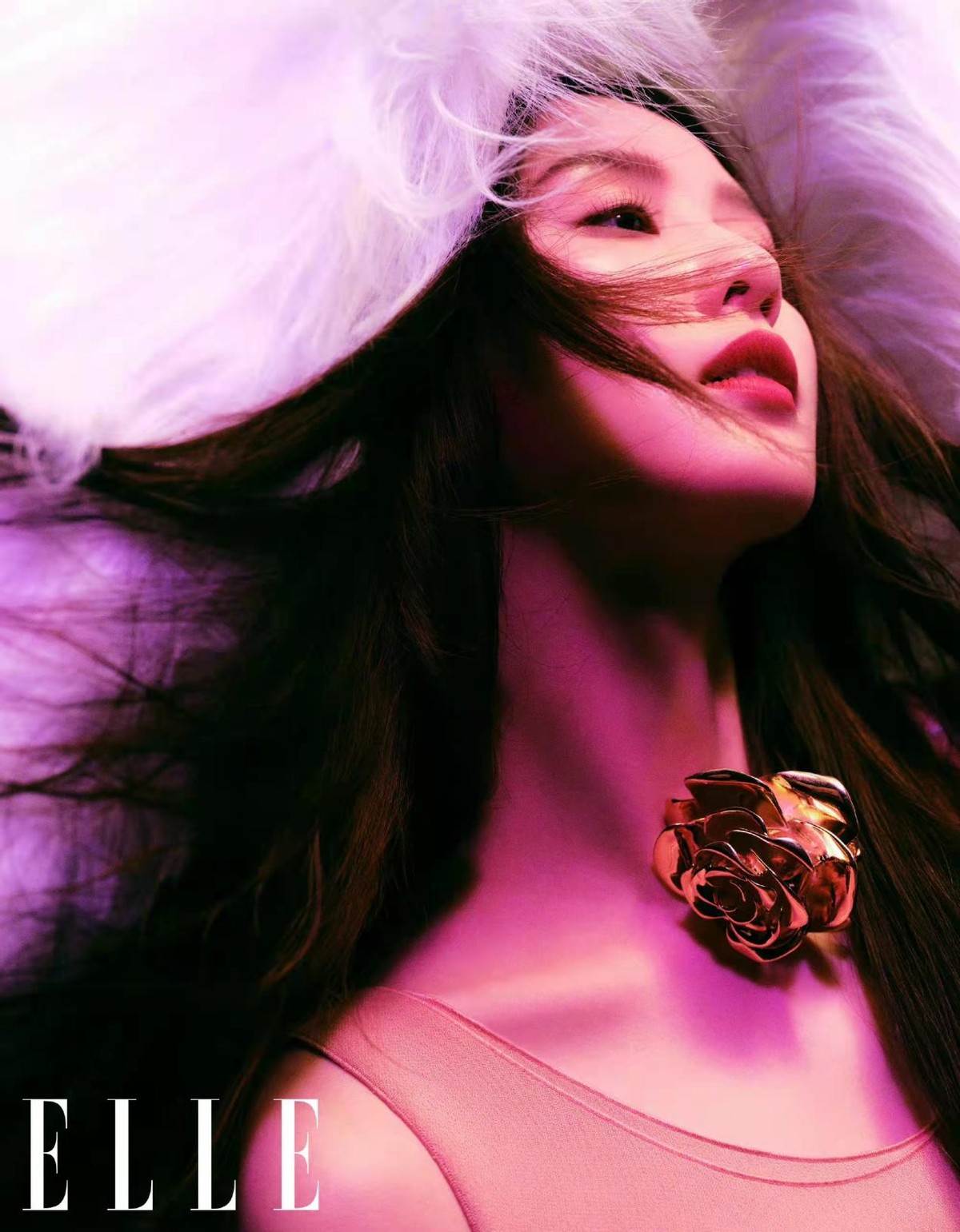 刘诗诗|刘诗诗新年首封大片封神！穿吊带花苞裙难得展现魅惑一面，超唯美