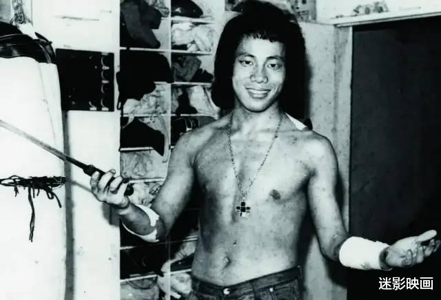梁小龙|34年前,梁小龙演的奇幻武侠片,毁于五毛特效,却被央视反复重播