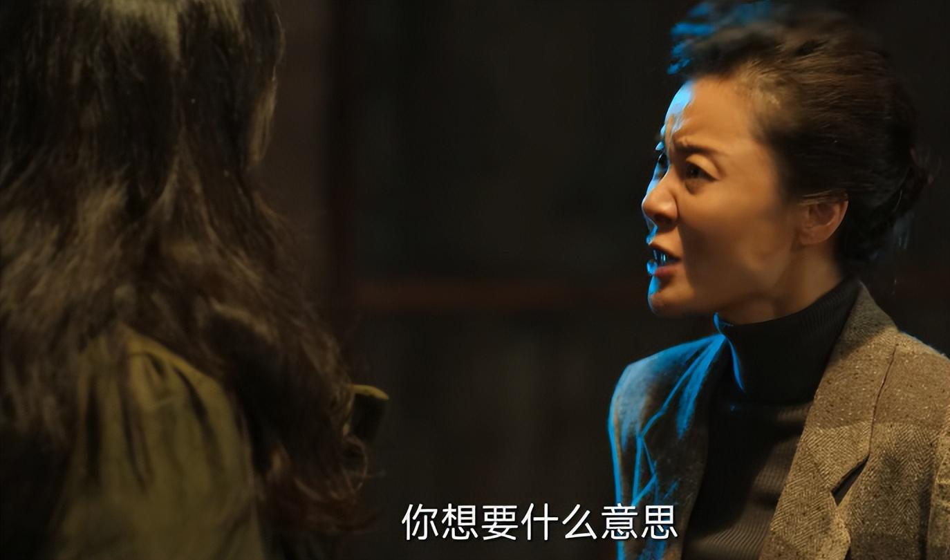 野蛮生长|摇头晃脑,表情狰狞:《风吹半夏》女二,把“演技炸裂”玩出新花样!