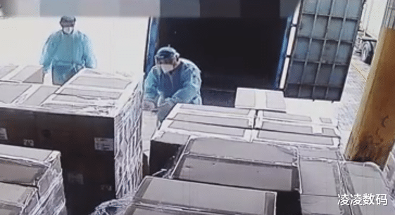 微软|讯景被海关查获,5000多张矿卡贴错标签,价值2000万