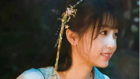 虞书欣|因为我们都知道虞书欣是女团出身,虞书欣的演技是超出预期的