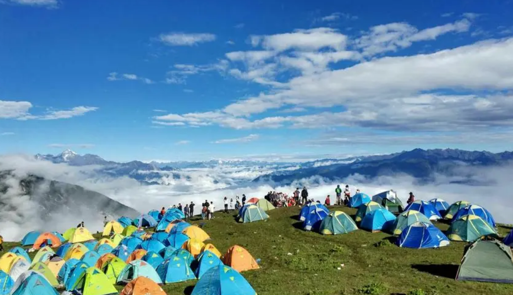 广州市|成都3h避暑胜地：炎炎夏日看雪山，过25℃的夏天
