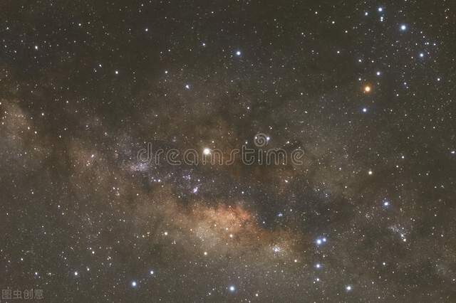 地球带着人类在宇宙中飞奔,一天5200万公里,目的地在哪?