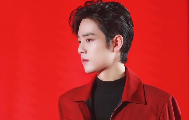 肖战|肖战被提名男主天花板，平台公布十多位候选演员，肖战呼声低