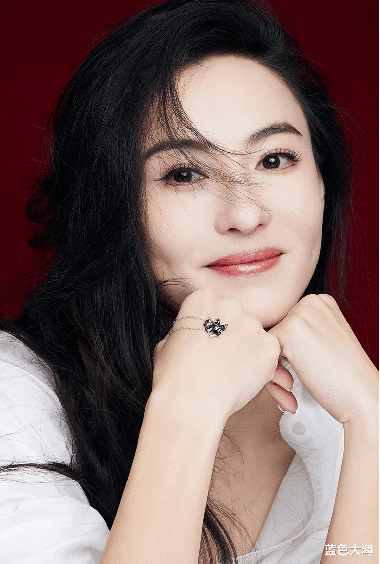 漱口水|出行排场大、助理徒手接漱口水、片酬高到离谱,内娱陋习何时休