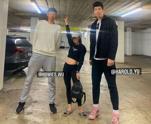 山东男篮|16岁身高2米13！山东男篮内线后继有人，开启美国留洋生涯