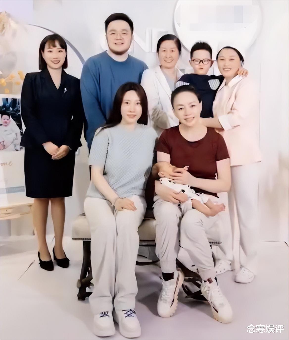 张天爱|儿媳坐月子被曝花20万,宋丹丹没有掏钱买单,由巴图夫妇自行承担