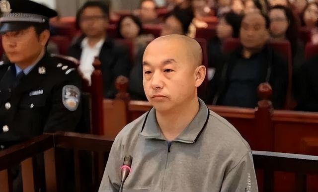 1996年,18岁少年被执行枪决,结果9年后真凶出现了