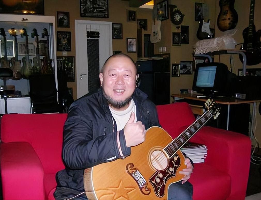 仲小萍|仲小萍与火风离婚28年：她因儿子遭敲诈退圈抑郁了，他再婚有烦恼