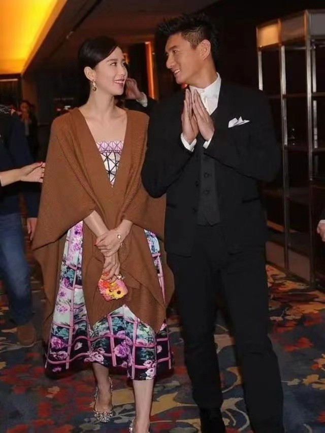 穿衣搭配|在刘诗诗身上看到岁月静好的美,婚后穿搭真像“阔太太”,很温柔