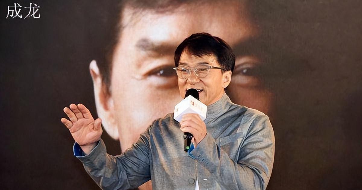 成龙|68岁成龙入行60年,要拍《尖峰时刻4》,被美女演员不断灌酒