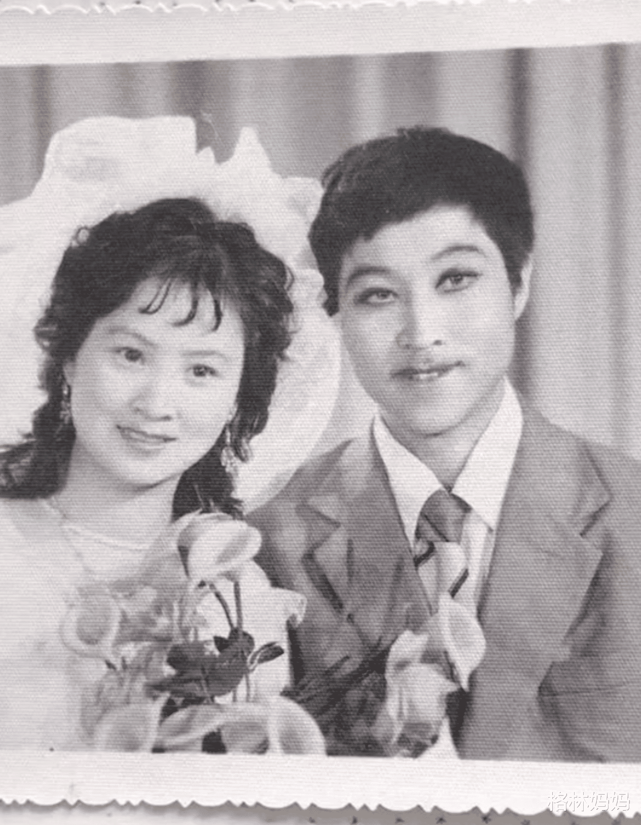 结婚照|“妈，你当年是被我爸拐走的吧”网友晒父母结婚照，张张都是经典
