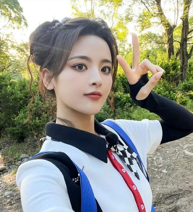 赵露思|杨超越VS赵露思你喜欢谁