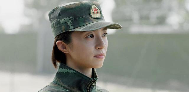 特战行动|《特战行动》五朵军花大赏，各有各的颜值和性格，但唯她玛丽苏