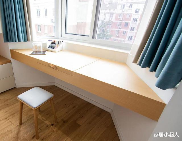 她坚持去除客厅背景墙,还在卫生间设计储物区,成果却让人惊艳