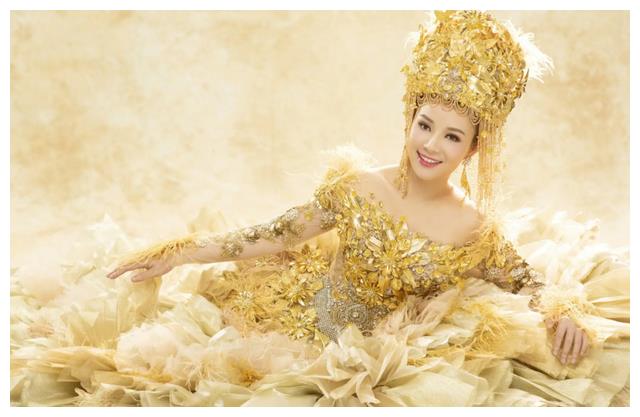 刘赛|盲人歌手刘赛：嫁给军人丈夫很幸福，结婚7年却不敢要孩子