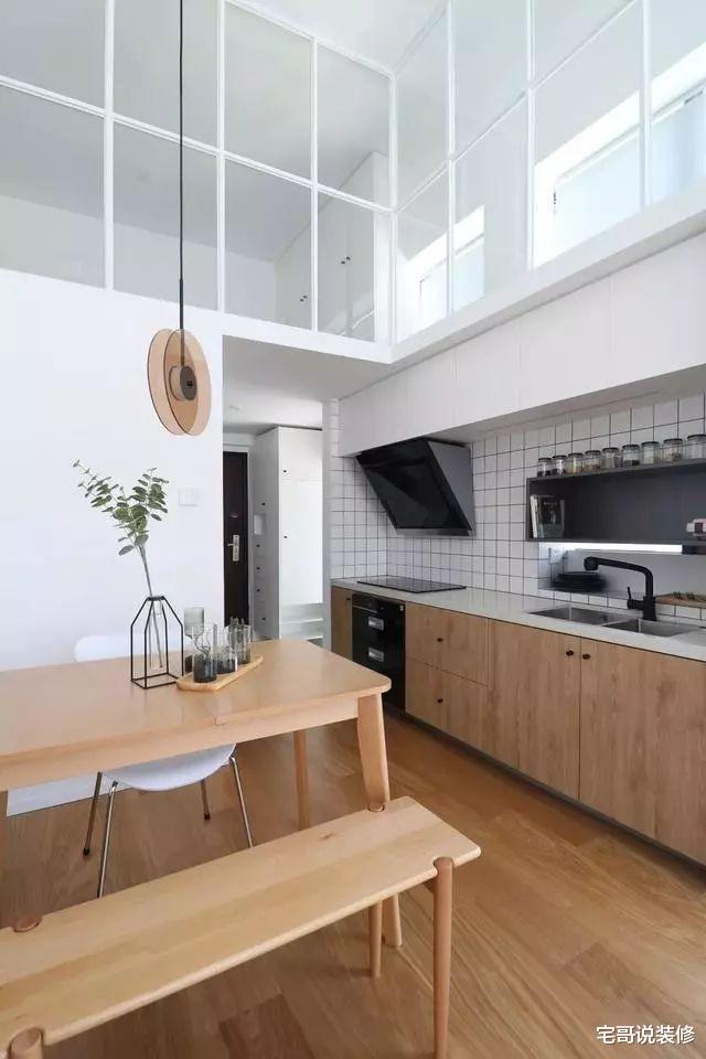 30岁单身姑娘的25㎡小家,利用3.9米层高做两层,要啥有啥,羡慕