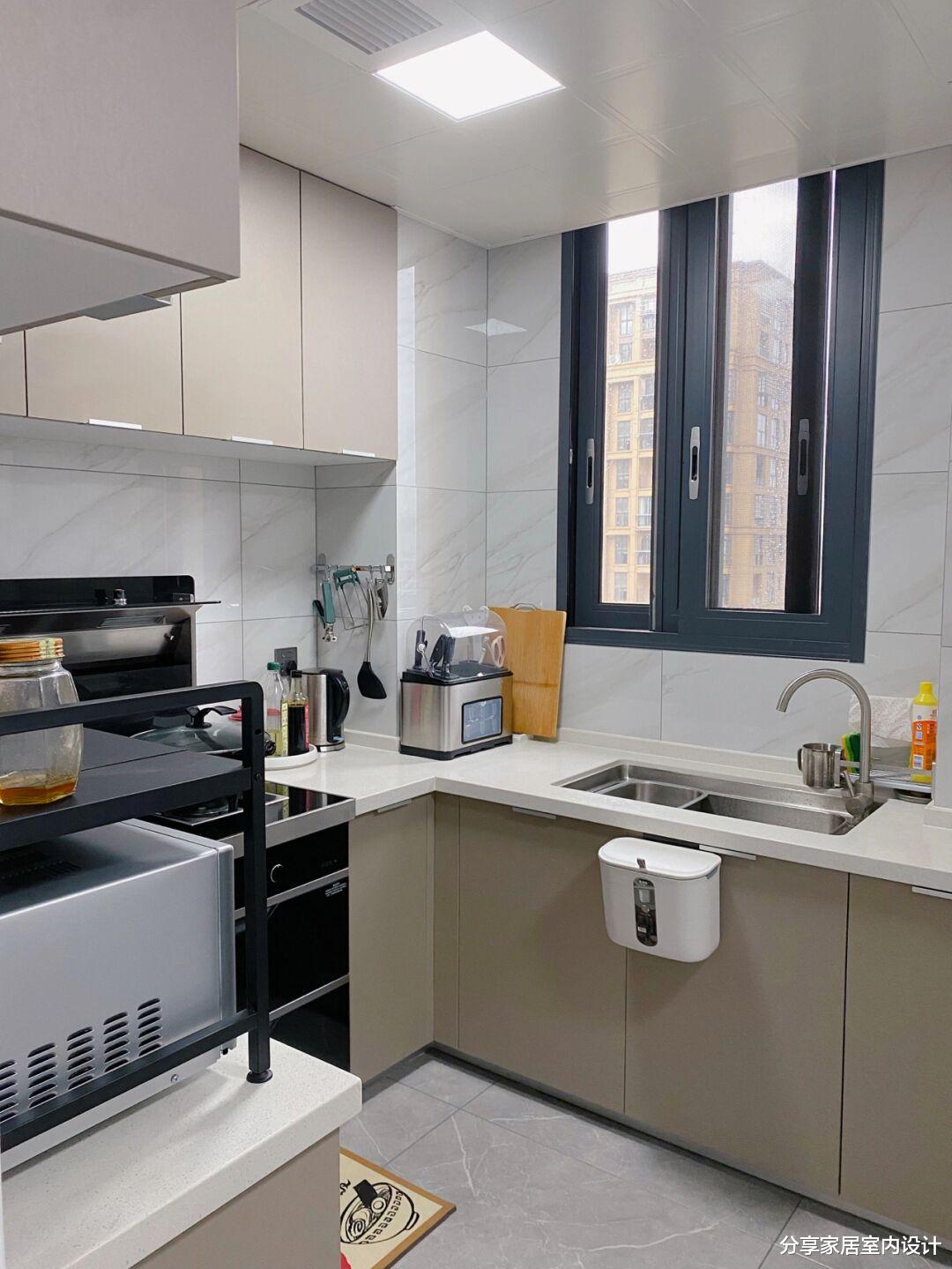 等我家装修了，学她家新房子，不豪华很舒适，很有生活气息！