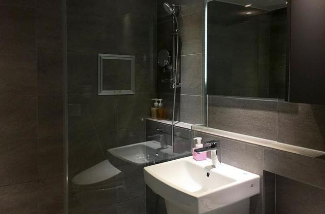 脏乱差87小窝,靠“扔东西”逆袭成极简新家,干净利落又温馨