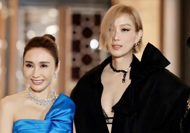 黎姿|51岁黎姿现身豪门宴会，脸部僵硬颜值输给郑秀文，被质疑做了医美