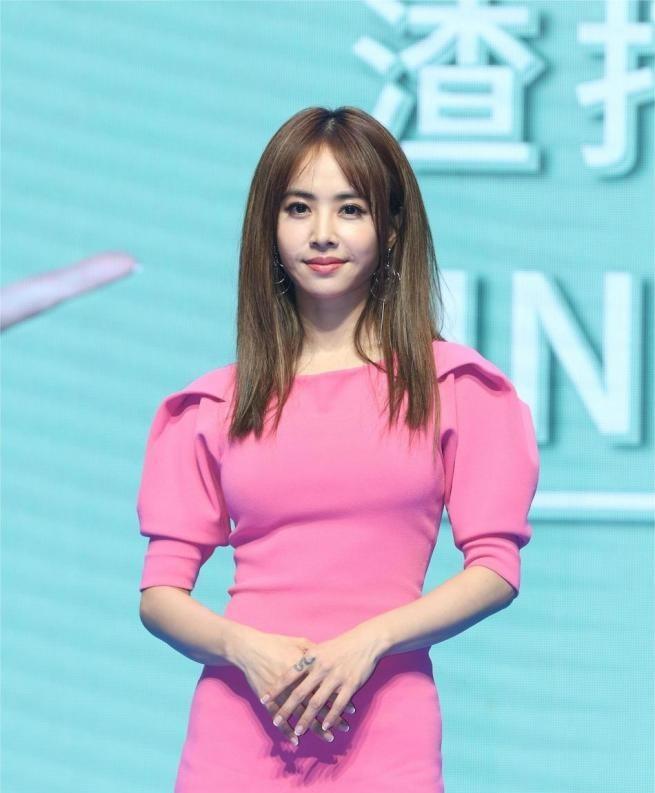 短发发型 别再留黑长直了!今年流行这4种“短发发型”,个个减龄有气质