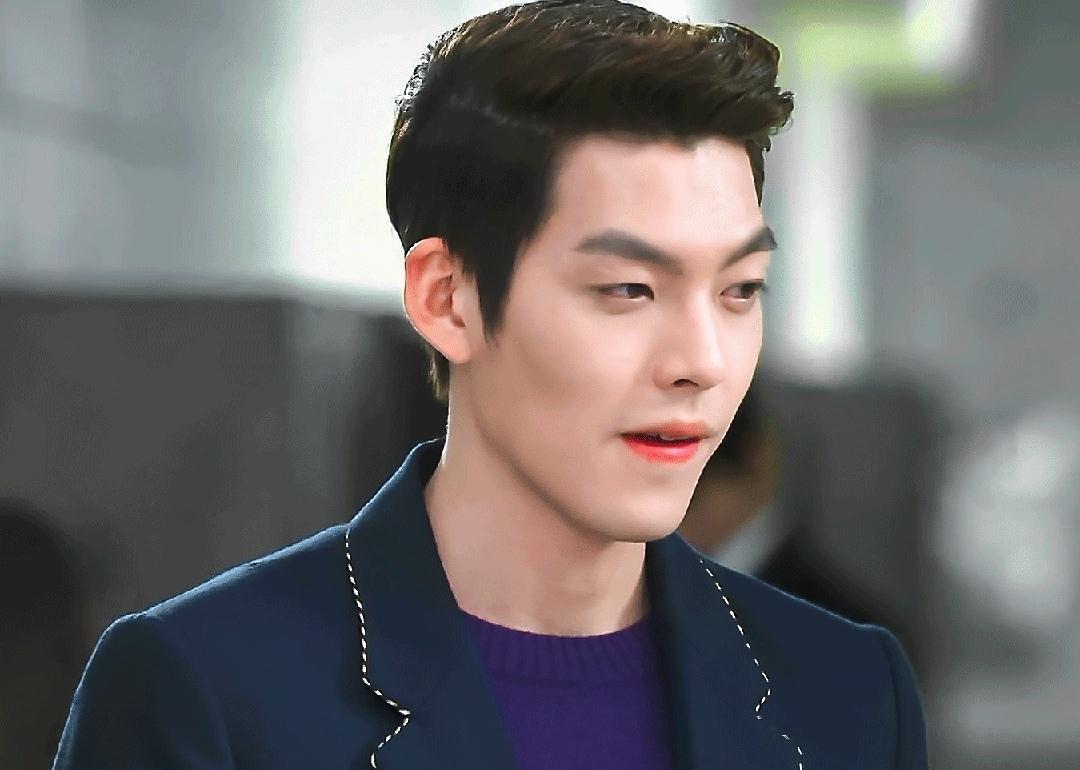 金宇彬|金宇彬郑秀晶同框看秀,豪门兄妹的既视感,梦回《继承者们》!