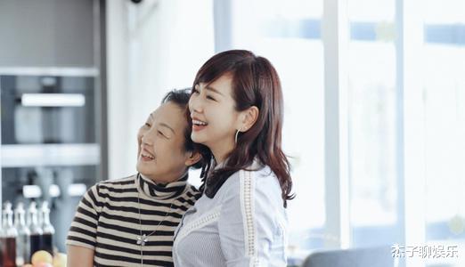 张铎|好丈夫张铎：娶大8岁的妻子，姐弟恋多年如一日，至今恩爱如初