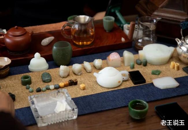 玉雕|国内薄胎玉雕天花板级作品究竟长什么样？