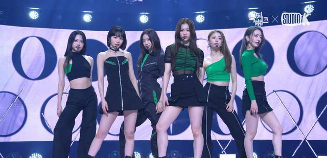 音乐银行|《音乐银行》新女团爆冷击败林英雄遭质疑，节目组含水回应遭打脸