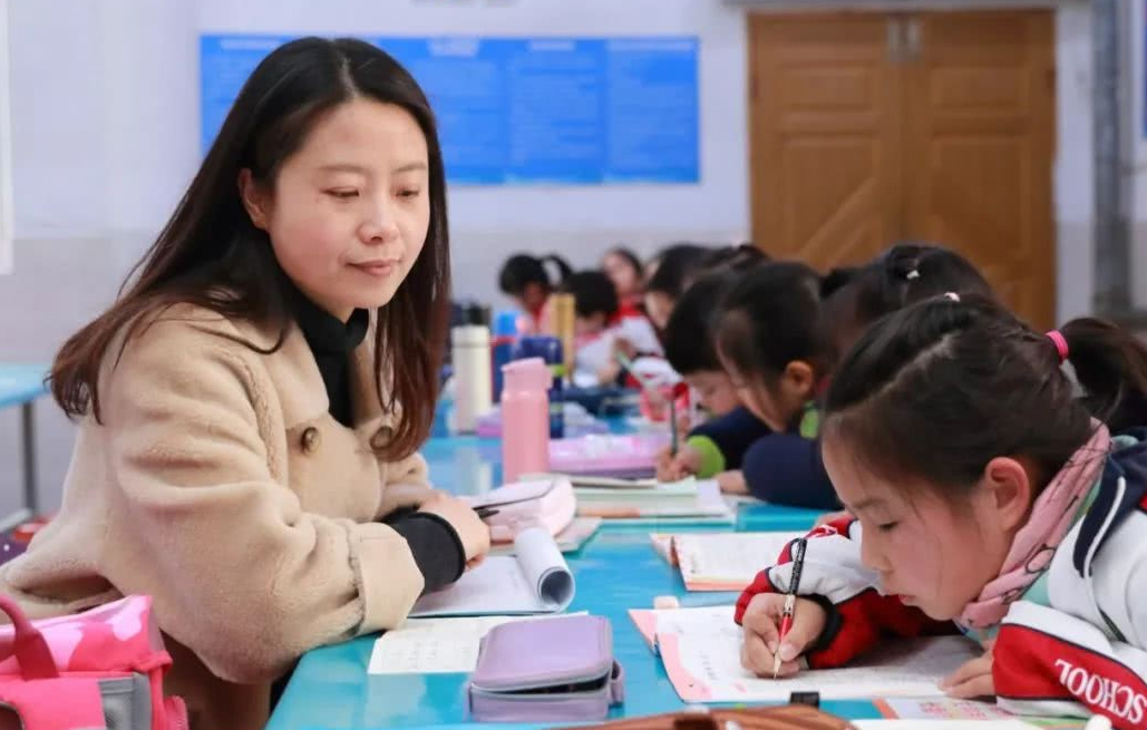 教师|公婆眼中“理想媳妇”职业,网红未进前10名,榜首是公认的香饽饽