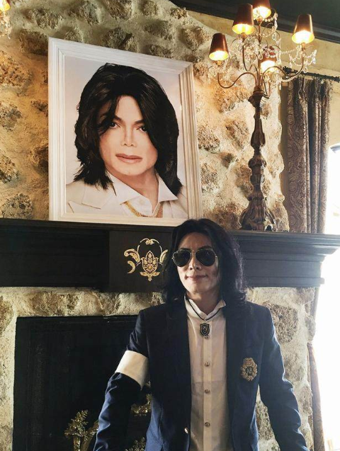 迈克尔·杰克逊|网红模仿迈克尔杰克逊爆红！全球巡演30个国家，还被国际大咖追捧