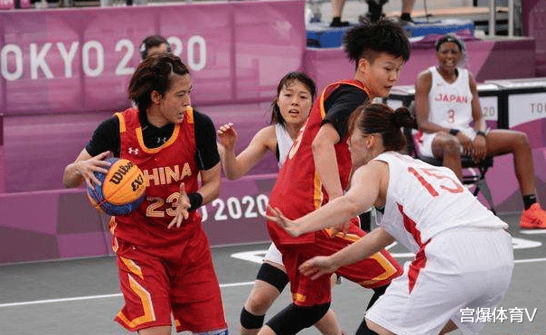 中国女篮|央视直播！中国女篮VS尼日利亚，李梦意外受伤，顶级后卫回归首秀
