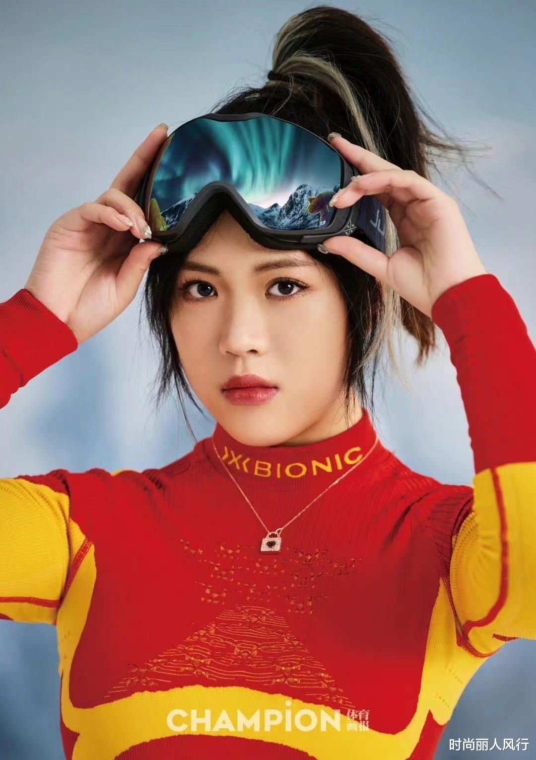 白术 冠军杨倩今年首封大片造型封神！穿运动装配美甲红唇，美得太惊艳