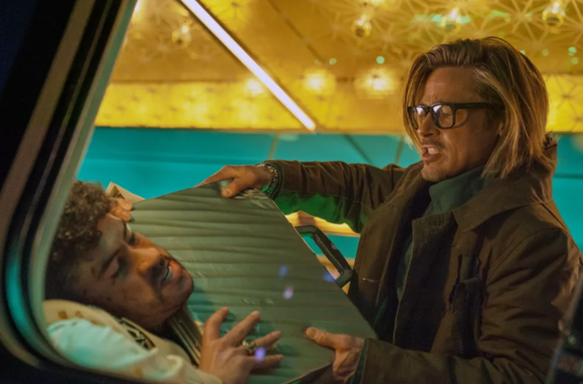 成龙|布拉德·皮特承认新片模仿成龙：我超爱他，他就像卓别林被低估了