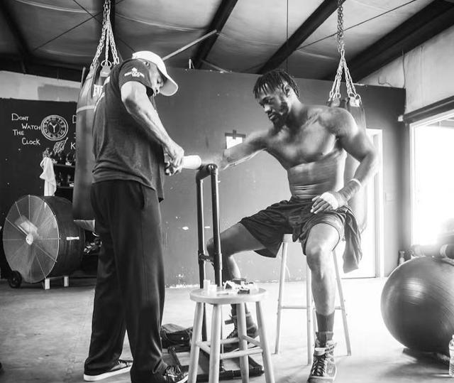 |职业生涯倒计时？维尔德暗示未来：计划帮助后代“改变拳击”