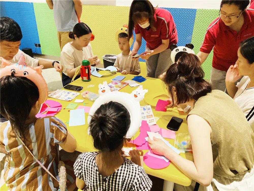 |「亲子遛娃」湖州皇冠假日酒店住高级房+早餐+户外水世界等！