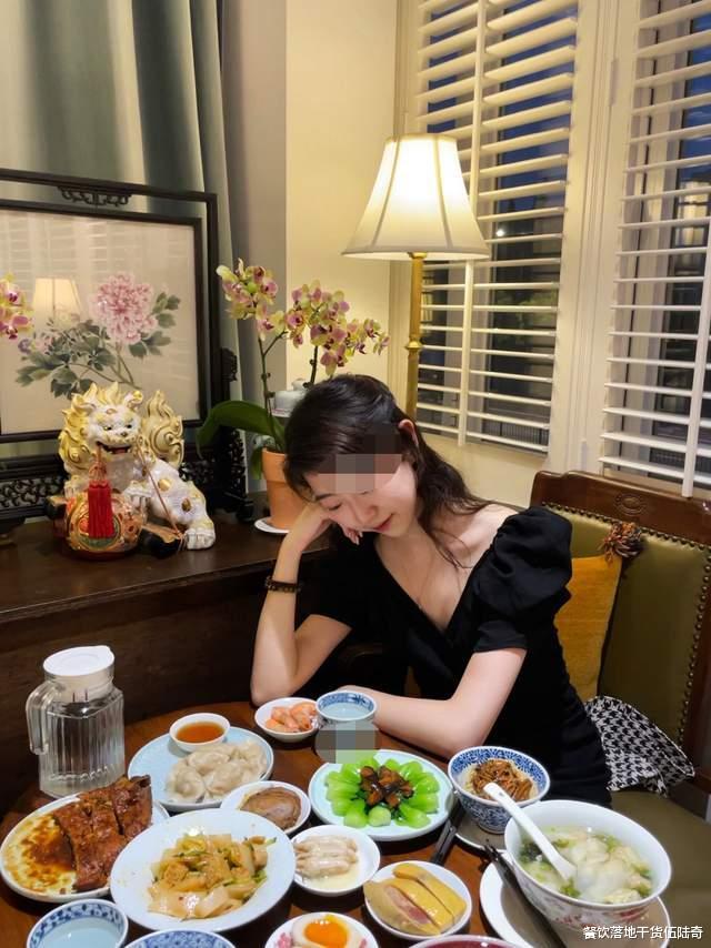 现实点吧，餐饮人，这么多倒闭的店，没看见吗？