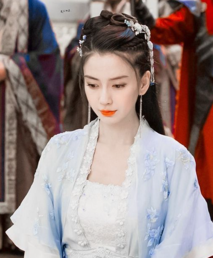 金晨|古装的杨颖Angelababy你们觉得漂亮吗