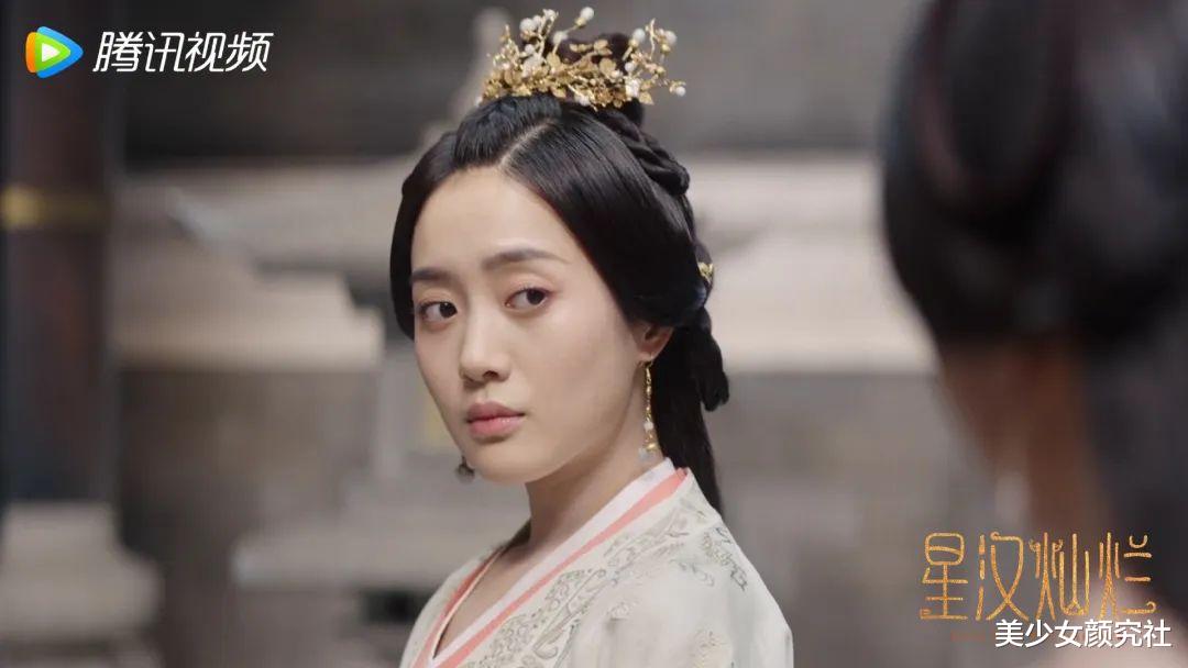 曾黎|吴奇隆前妻时隔4年复出，她怎么突然换了一张脸？