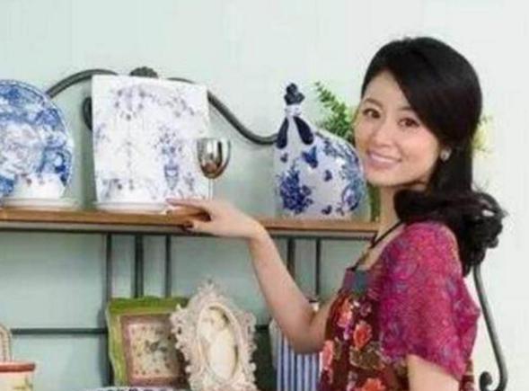 参观林心如住的豪宅,46岁过得像少女,室内装修粉嫩粉嫩的