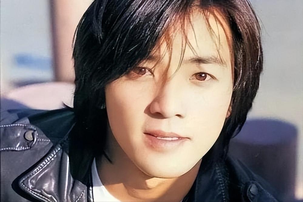 郑伊健|54岁郑伊健移居日本,妻子已提前到达,日本是两人最钟爱的地方