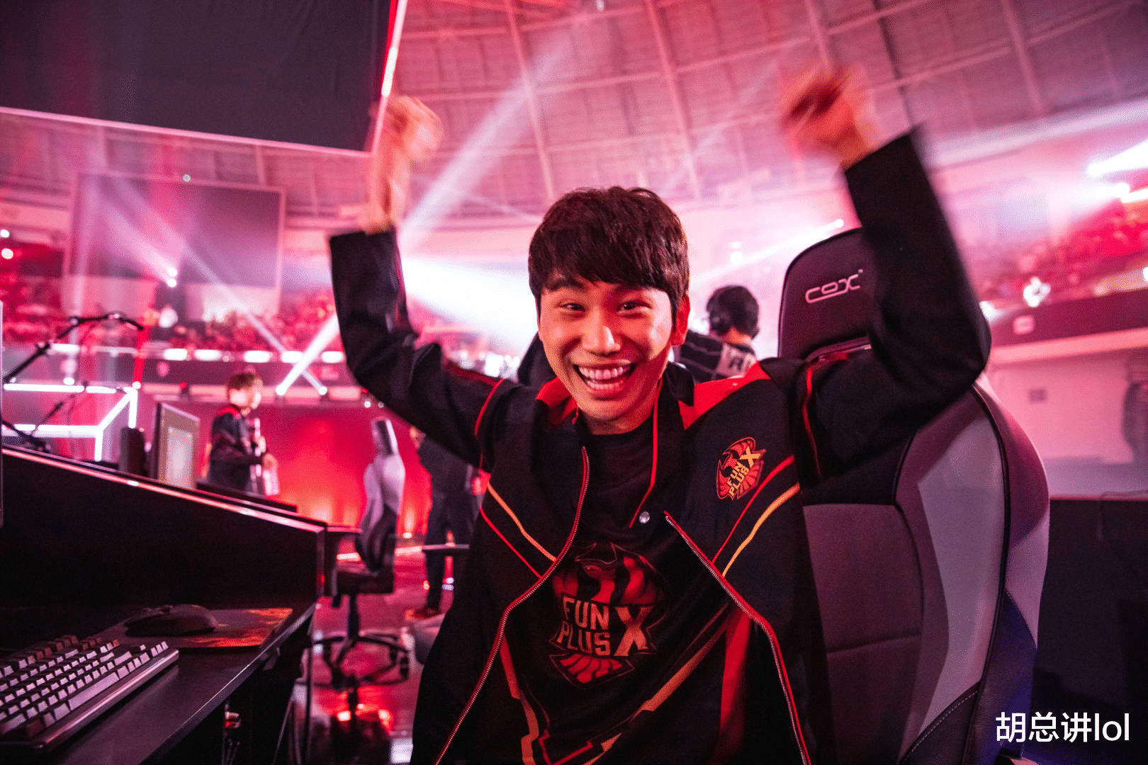 Uzi|LOL：网友评选LPL被高估的选手，RNG上野纷纷上榜，Uzi位居第二
