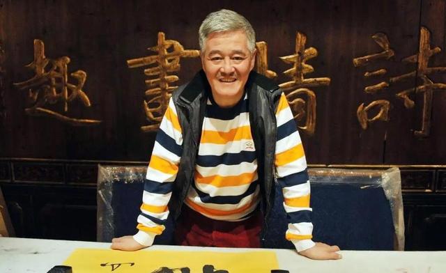 赵家班|大伙是否发现?自从大衣哥儿子订婚,离开赵家班的娇娇突然消停了