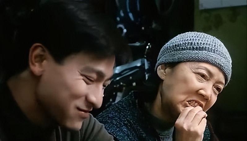 夏萍|著名演员夏萍:有儿有女却无人养老,凄然离世靠干儿子操持后事