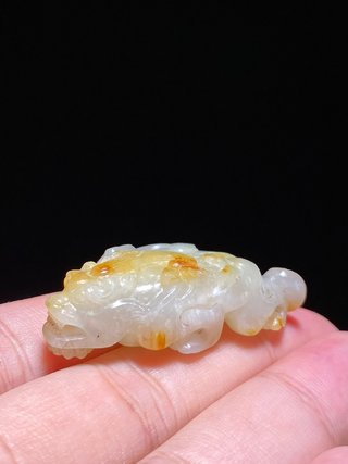 和田玉籽料|清 和田玉 籽料 白玉 独角兽 瑞兽 挂件