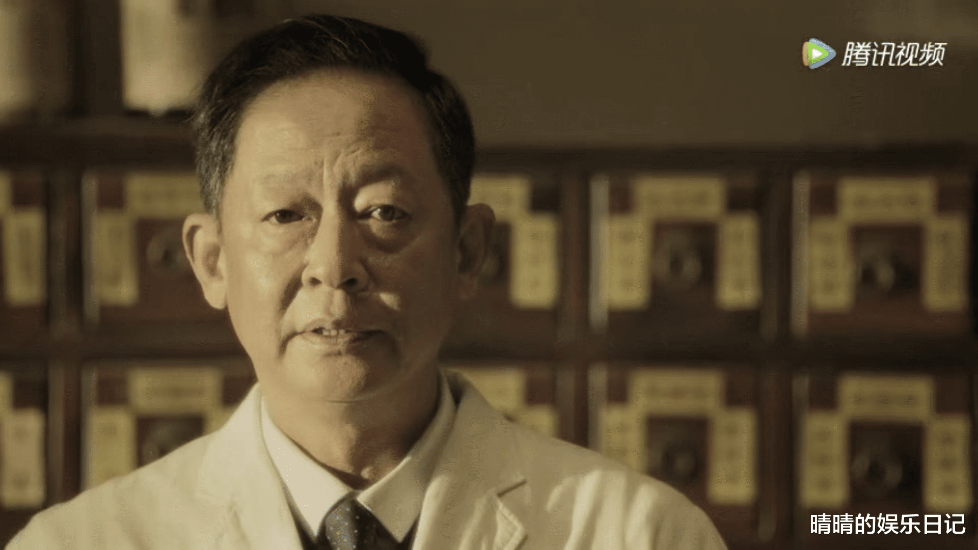 王志文|仅播10集冲上热搜,王志文令观众成功入坑,悬疑剧又有天花板了