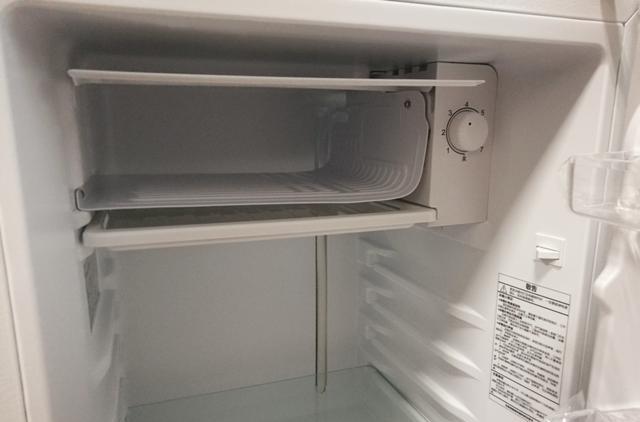 一年前换了风冷冰箱，越用越离不开，早知道这么好用，我早就换了