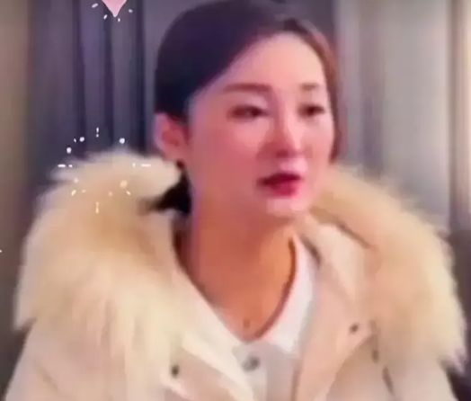 网友与陈亚男杠上了,拿着她卖的化妆品去鉴定,没想到真是假的