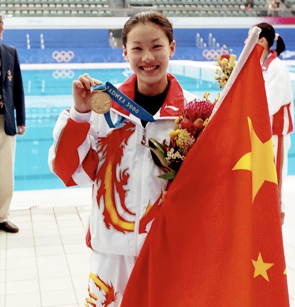 邓文迪|6位嫁给“糟老头”的女明星,最大相差38岁,到底图他啥?