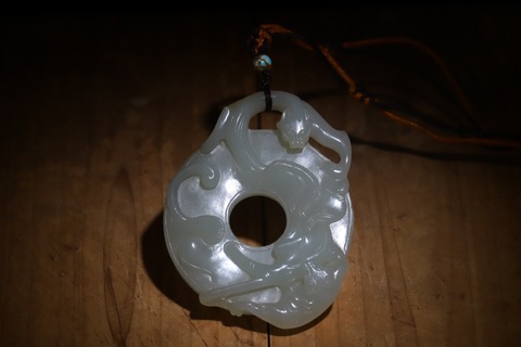 翡翠|舊藏和田玉“螭龙虎珮”